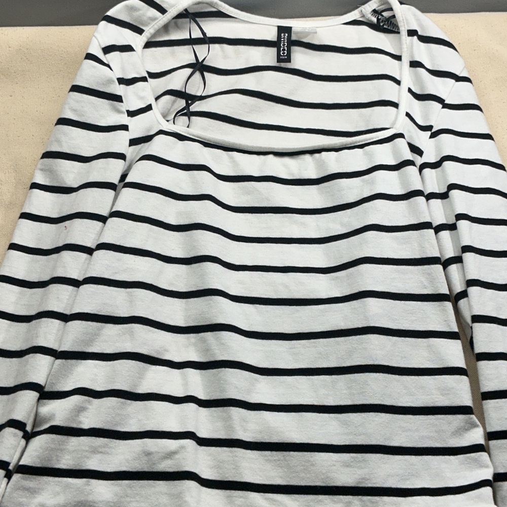 H&M Monochrome Striped Long Sleeve